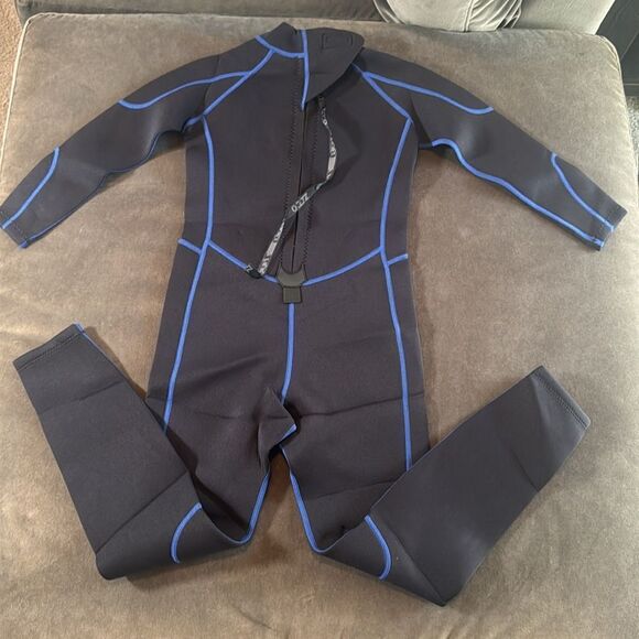 Kids Full Body Wetsuit Unisex Neoprene 2.5mm Black Zip Back Closure Size M NEW - Picture 8 of 11